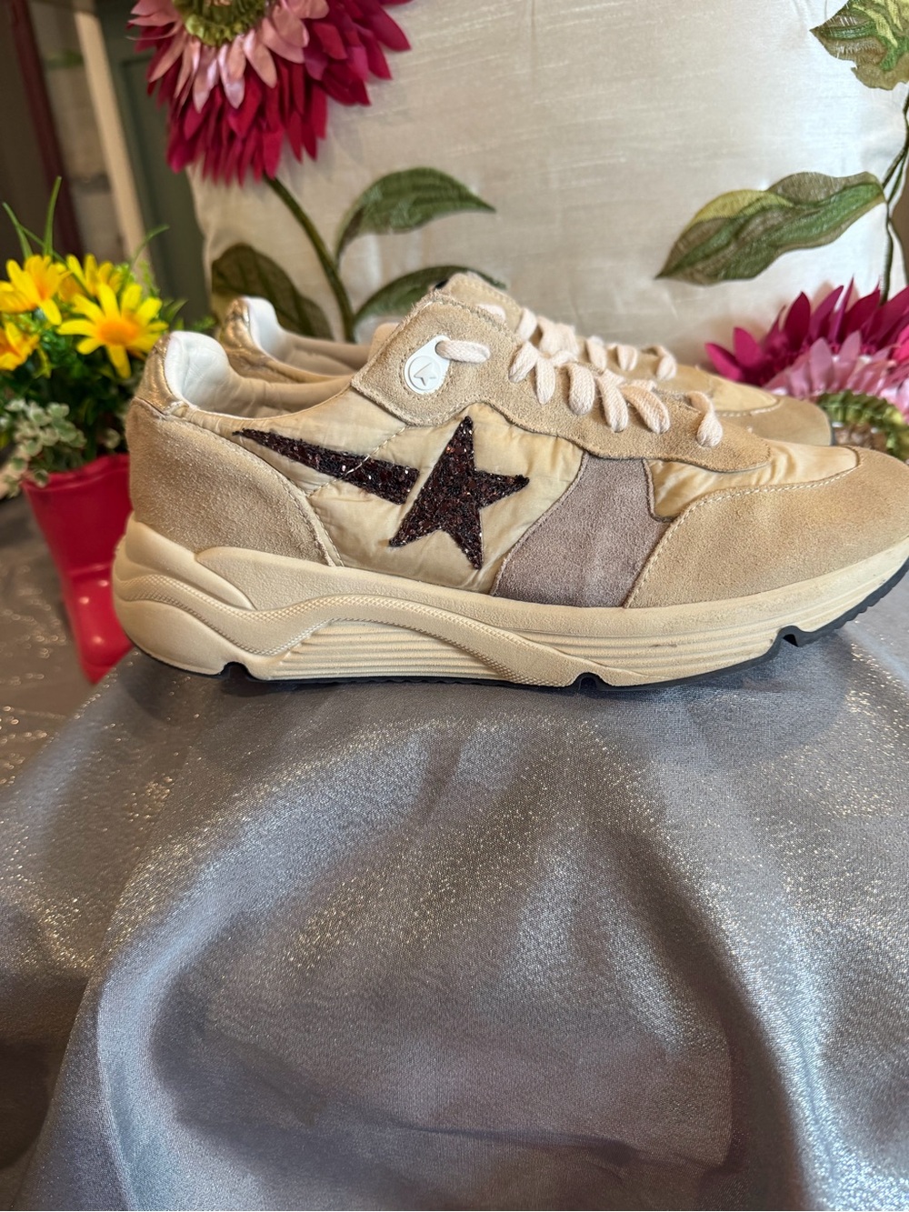 Golden Goose Running Sole Sneakers Beige Suede Gold GGDB Size 39 US 9 - Picture 13 of 14